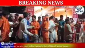 পূণ্যার্থীদের সেবায় জেলা সভাপতির